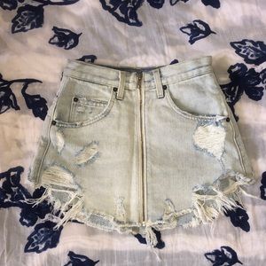 Carmar Denim front zip mini skirt